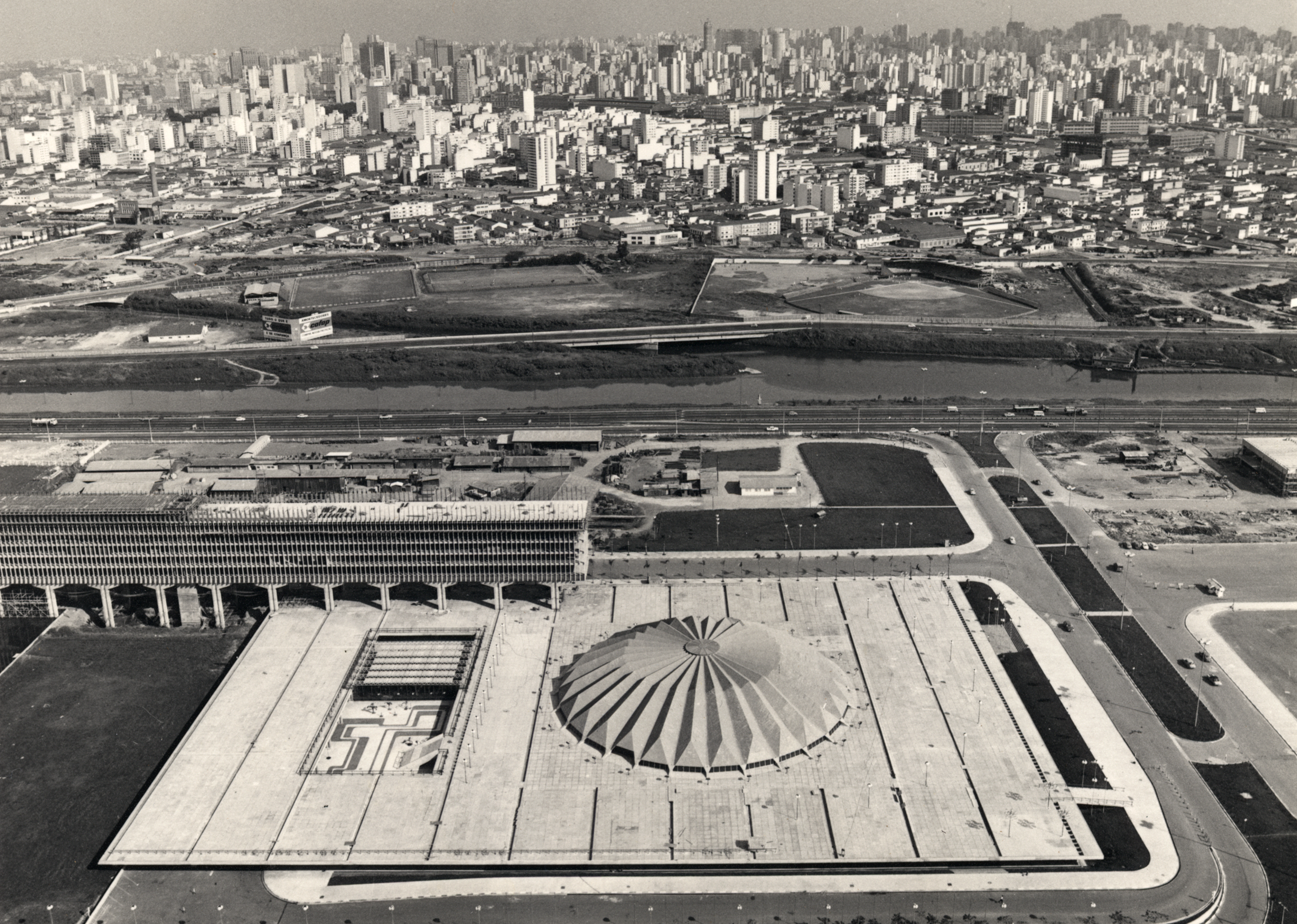 Sesc 24 de Maio Infinito Vão 90 Anos de Arquitetura Brasileira