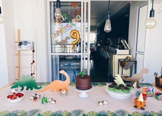 Churrasco Festa Aniversário Dinossauros Varanda