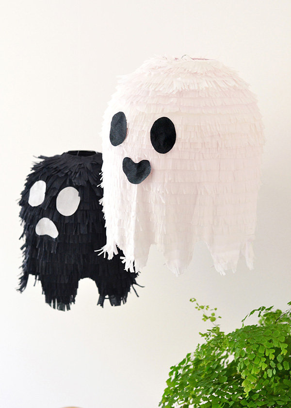 Halloween 2020 Ghost piñatas