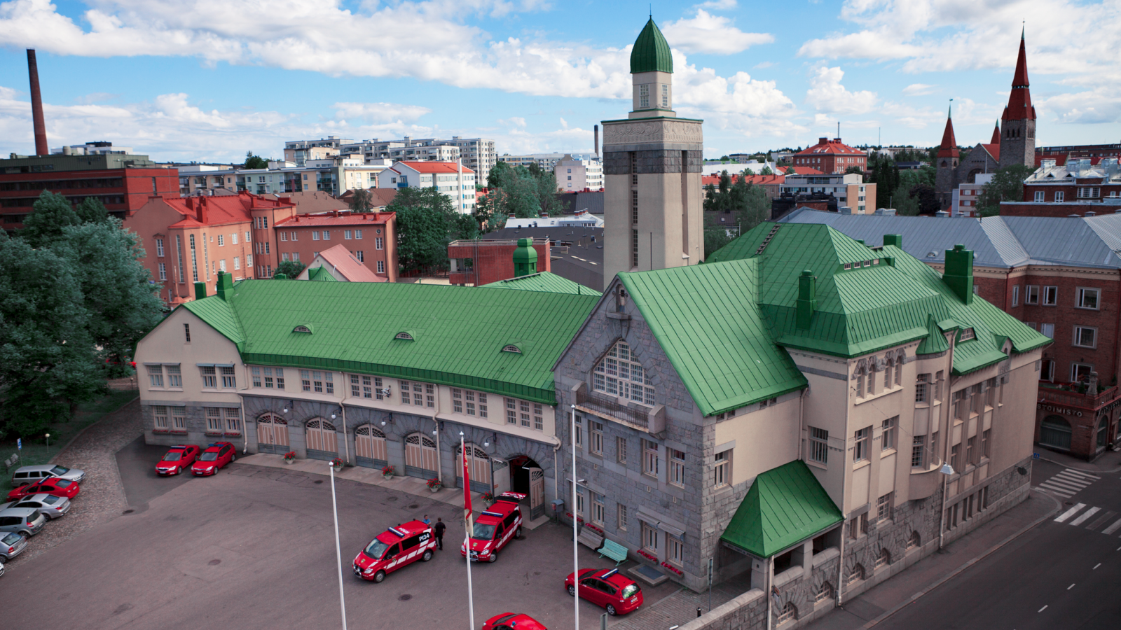 ARQUITETURA ICÔNICA NA FINLÂNDIA Tampere Central Fire Station by Wivi Lönn