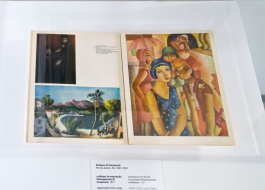 A exposição é uma homenagem ao artista e é composta por material de uma mostra organizada no Museu em 1971