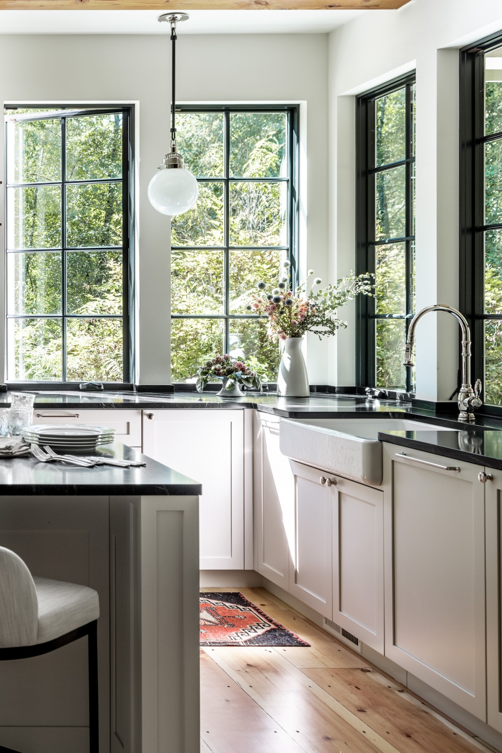 Farmhouse Sink Kitchens Inspiration