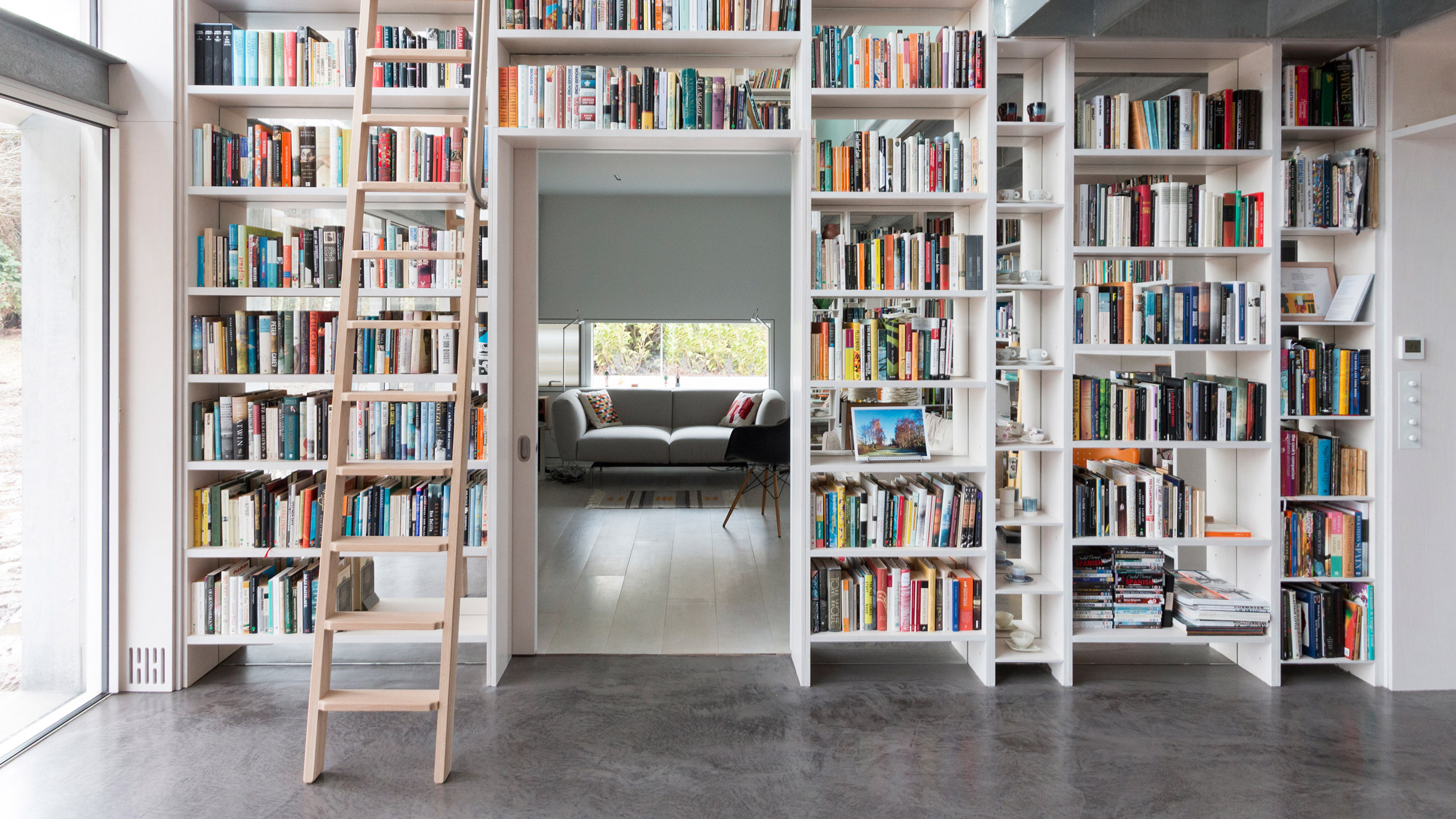 Dia do Livro Decor with Books Inspiration Bookshelf Library