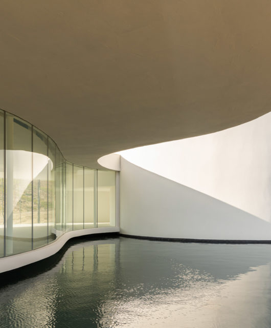 Niemeyer Chateau La Coste Vineyard France 2022