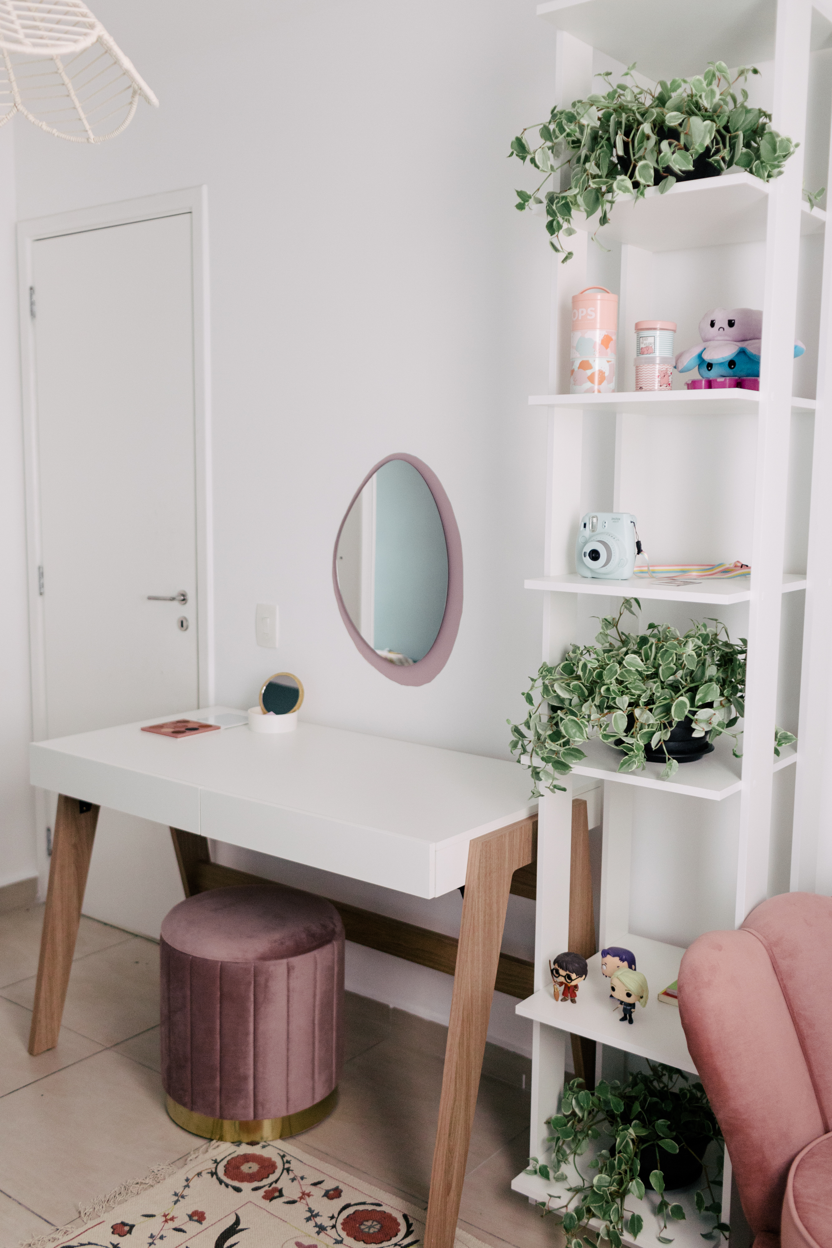 Apartamento 203 Transforma Quarto de Menina Teen