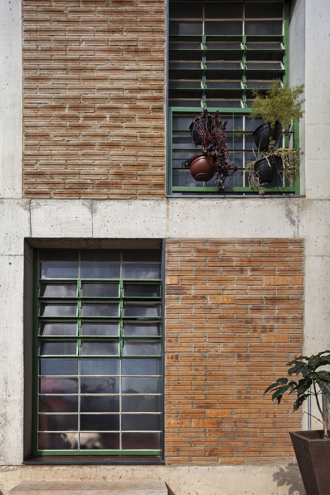 Casa no Pomar do Cafezal, Brasil, Coletivo LEVANTE