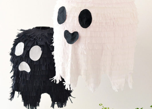 Halloween 2020 Ghost piñatas